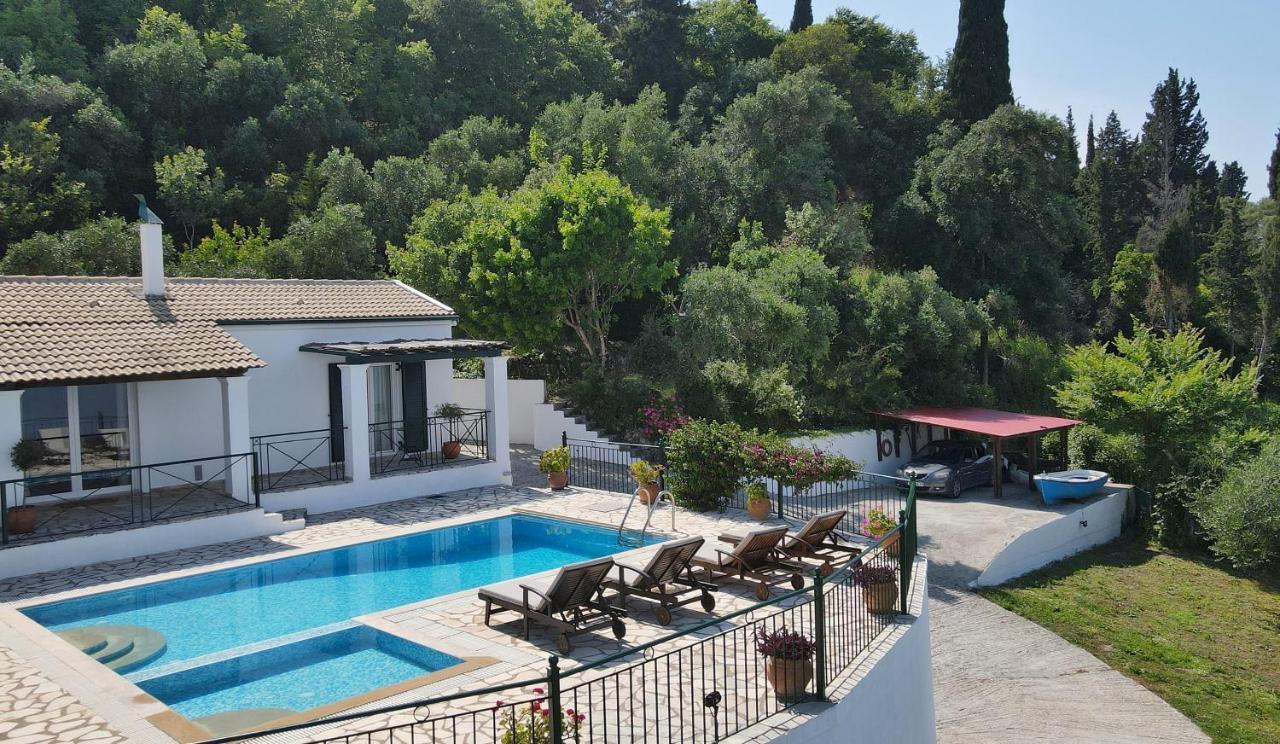 Chlomos Villa Boukari מראה חיצוני תמונה
